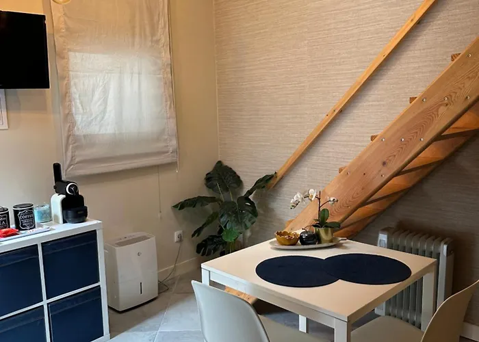 Ilhas Douro - Fontainhas By Pa *